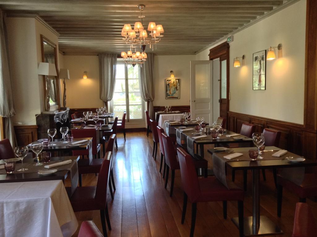 Hostellerie Les Frenes Avignon Luaran gambar