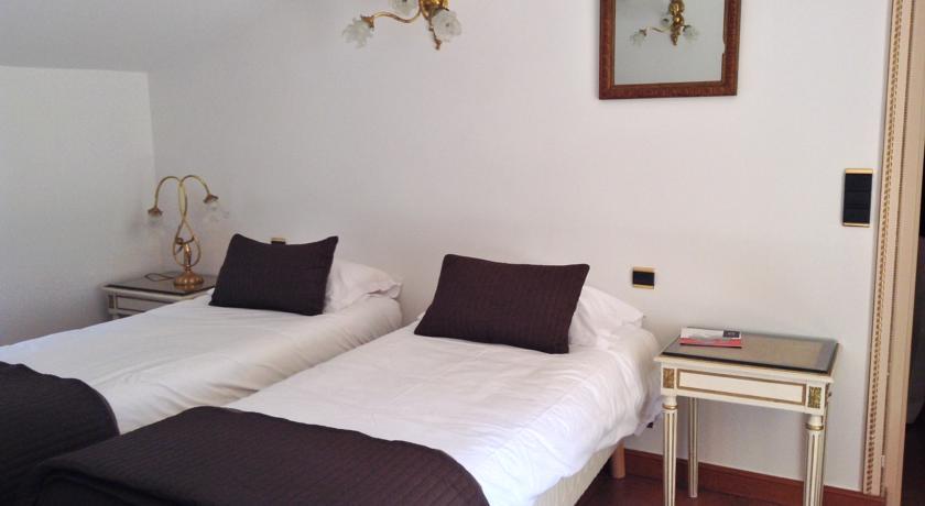 Hostellerie Les Frenes Avignon Luaran gambar