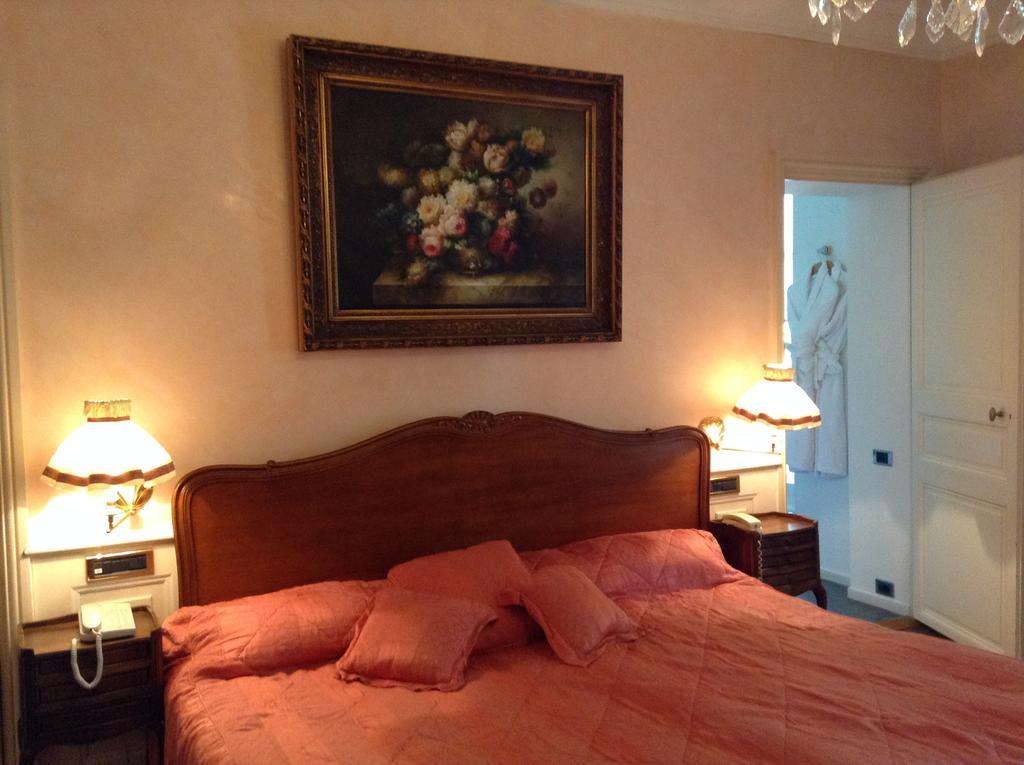 Hostellerie Les Frenes Avignon Luaran gambar
