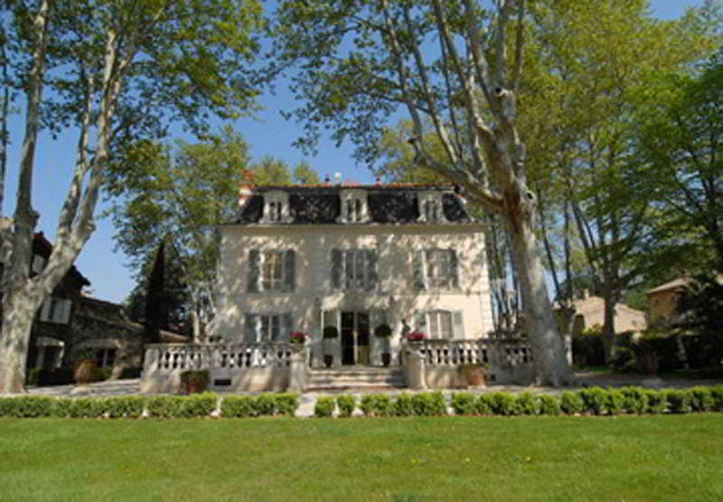 Hostellerie Les Frenes Avignon Luaran gambar